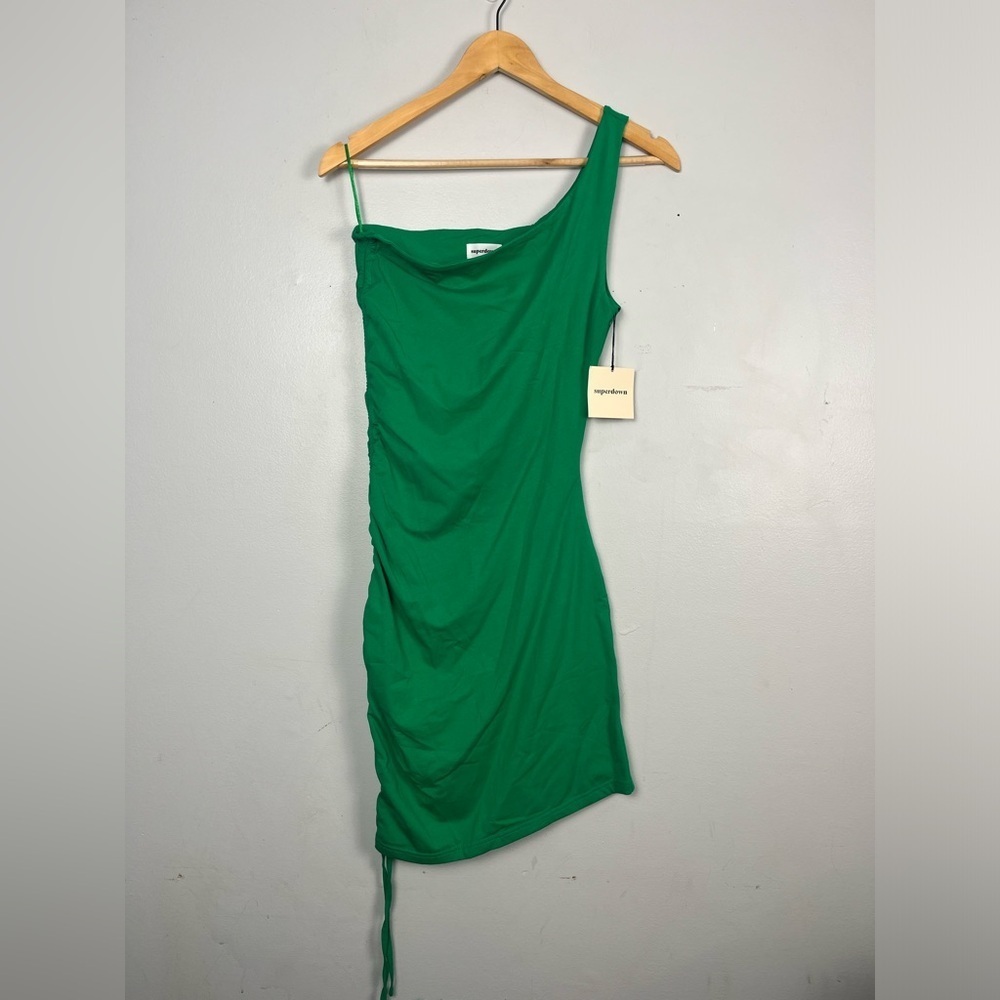 NWT revolve superdown Meena One Shoulder Dress in Green size small - Picture 3 of 7